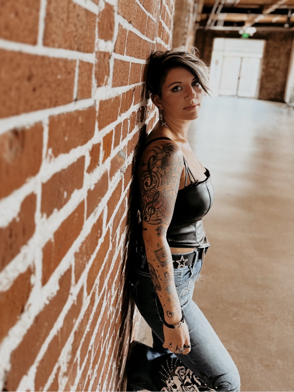 @emilymeaole is ~LIVE~ Deals With Emily Ann 🩷 - Picture 2 of 7